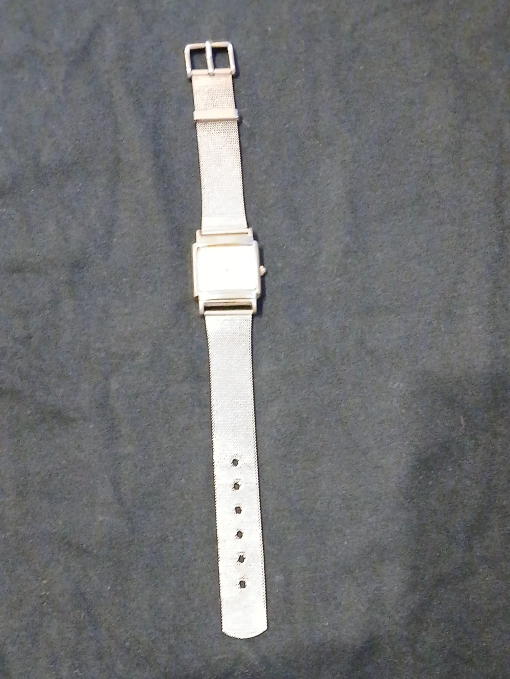 Vintage Elkon Quartz Watch Japan Movement Stainless Steal Back
